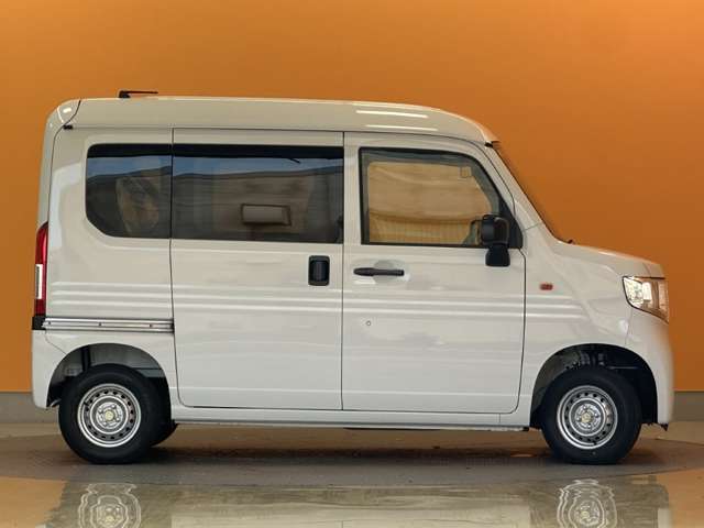 Honda N-VAN 12