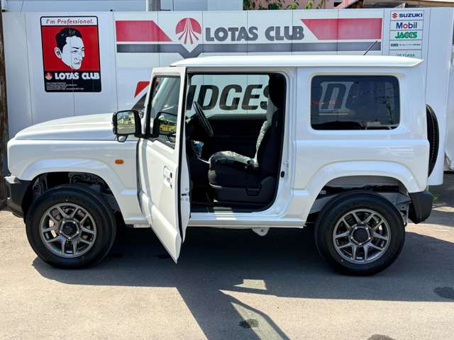 Suzuki Jimny 4