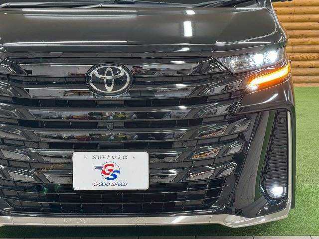 Toyota Vellfire 11