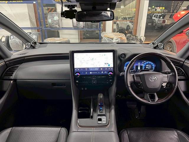 Toyota Vellfire 3
