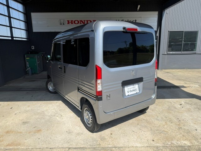 Honda N-VAN 12