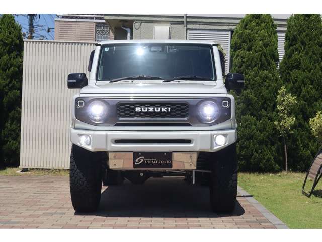 Suzuki Jimny 8