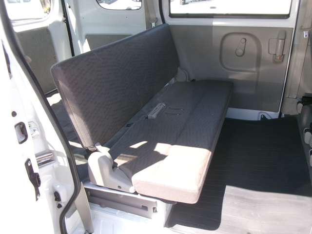 Suzuki Every 8