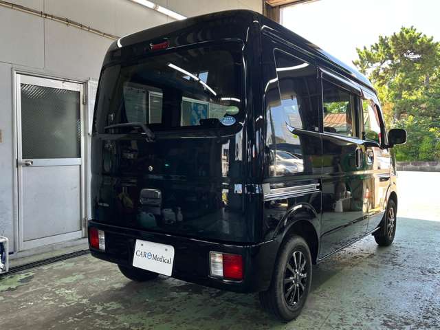 Mitsubishi Minicab Van 9