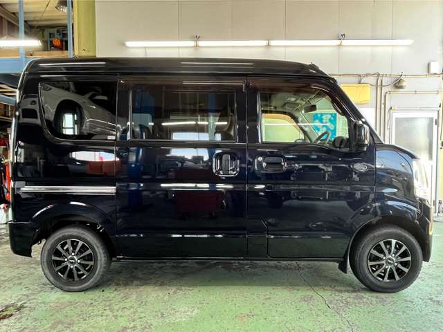 Mitsubishi Minicab Van 10