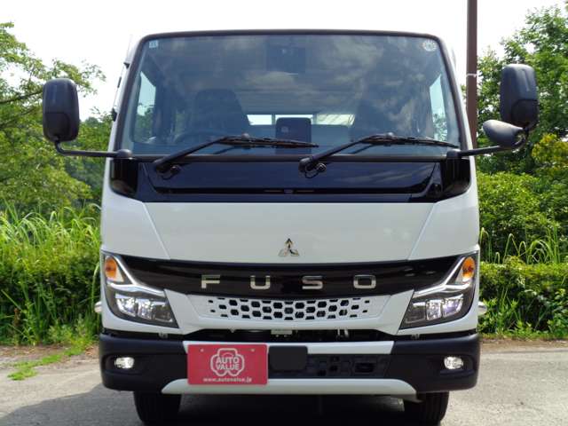 Mitsubishi Fuso Canter 2