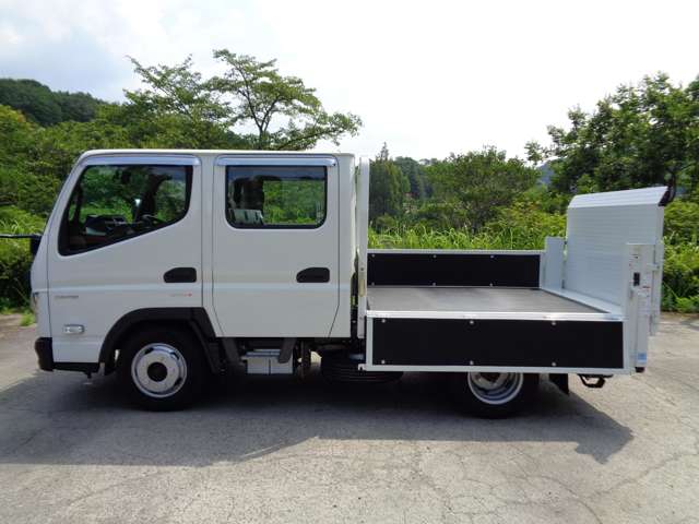 Mitsubishi Fuso Canter 7