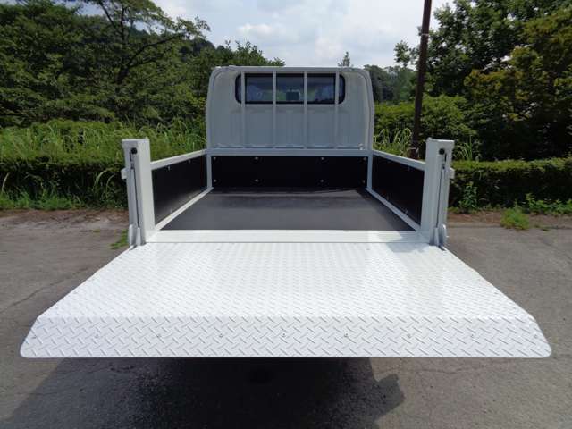 Mitsubishi Fuso Canter 10