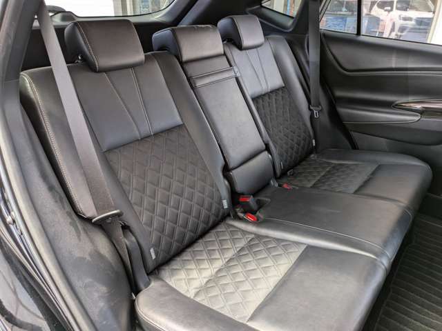Toyota Harrier 11