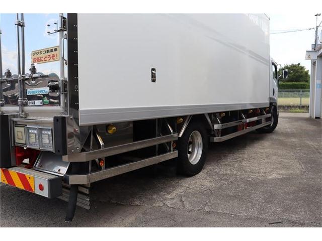 Isuzu Forward 5