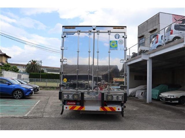 Isuzu Forward 6