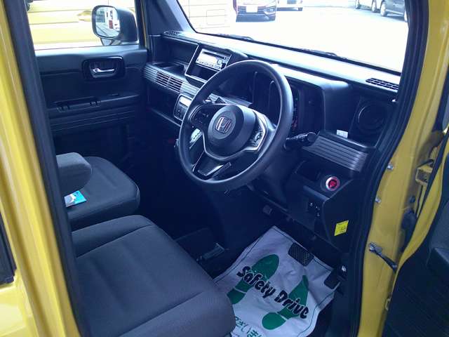 Honda N-VAN 12