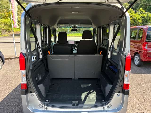 Honda N-VAN 10