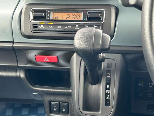 Suzuki Spacia Base 7