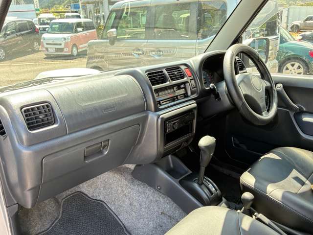 Mazda AZ-オフロード 6