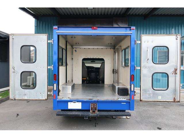 Chevrolet C3500 11