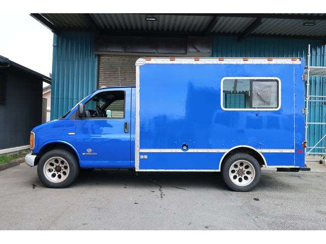 Chevrolet C3500 7