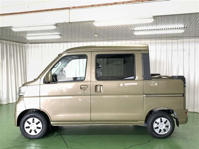 Daihatsu Hijet Deck Van 5