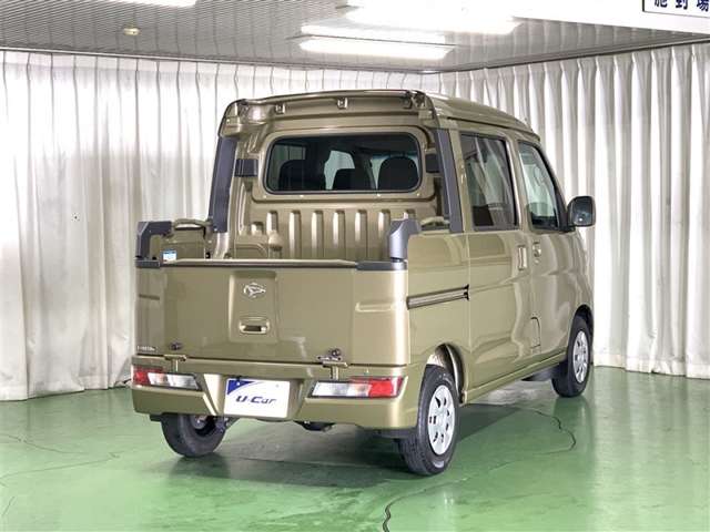 Daihatsu Hijet Deck Van 7