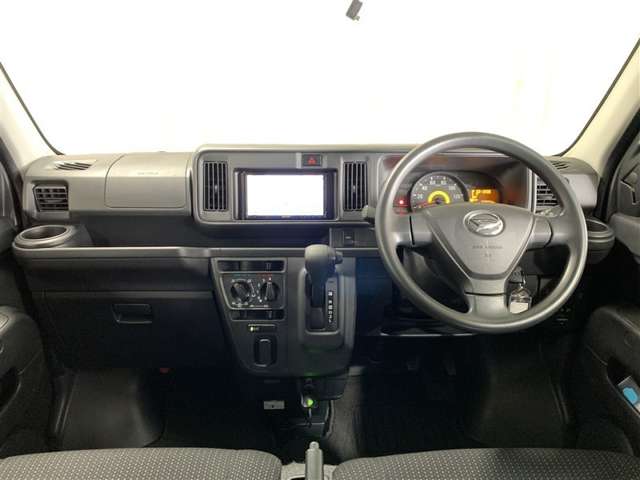 Daihatsu Hijet Deck Van 9