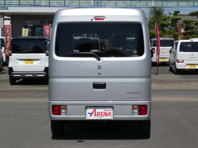 Suzuki Every 11