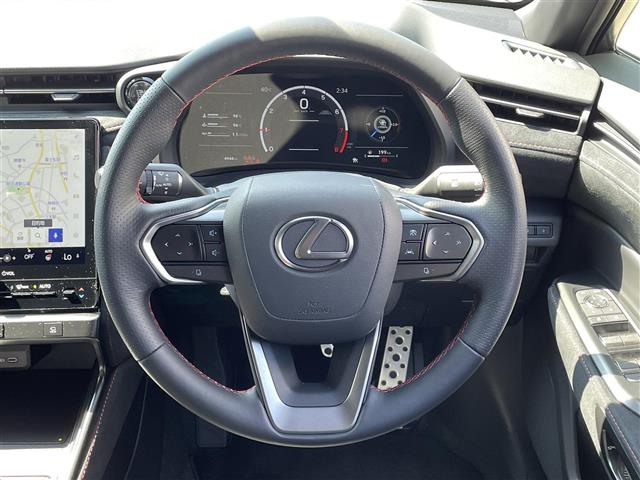 Lexus LBX 2