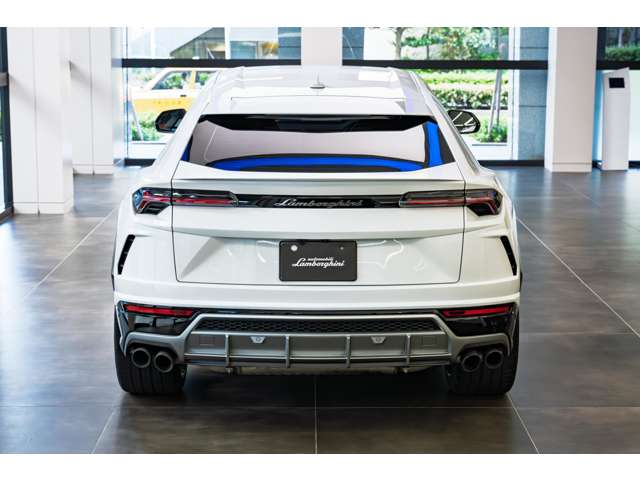 Lamborghini ウルス 7