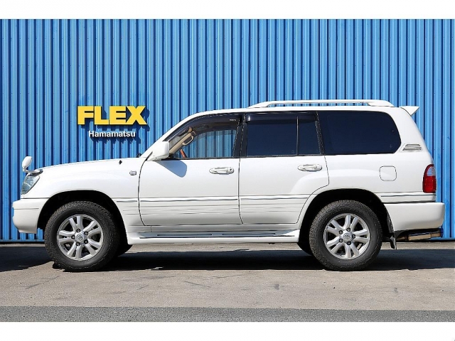 Toyota Land Cruiser Cygnus 6
