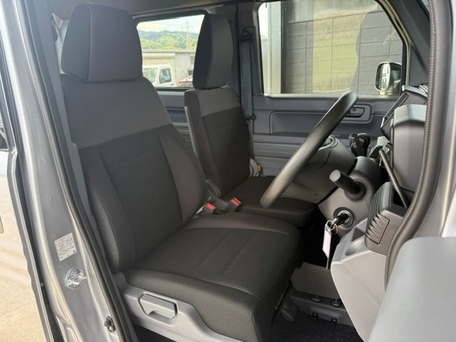 Honda N-VAN 12