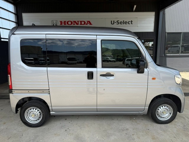Honda N-VAN 6