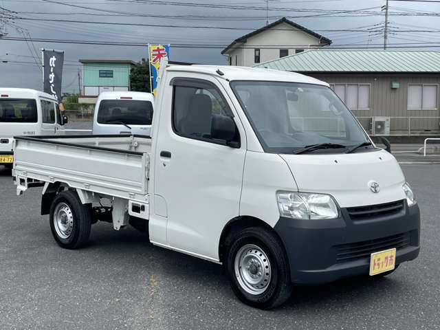 Toyota Light Ace Truck 3