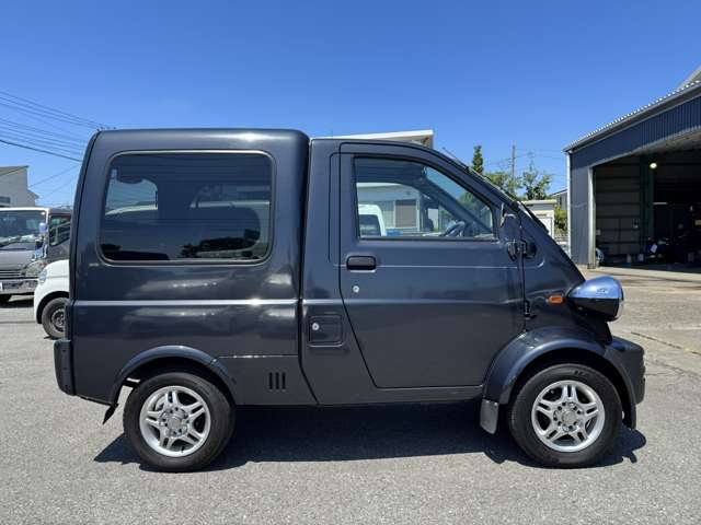 Daihatsu Midget II 5