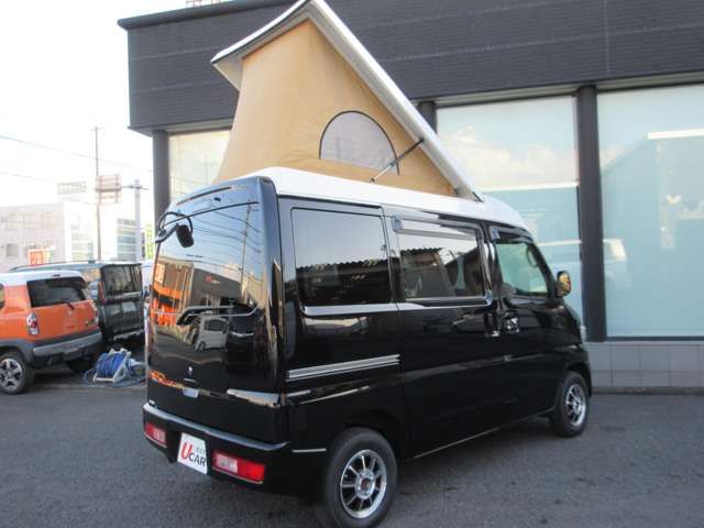 Mitsubishi Minicab Van 2