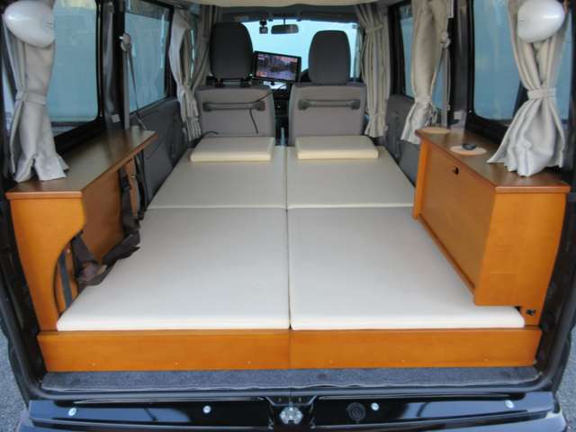 Mitsubishi Minicab Van 3