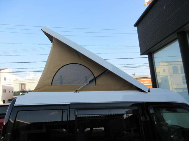 Mitsubishi Minicab Van 5