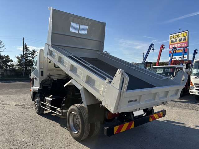 Hino Ranger 10