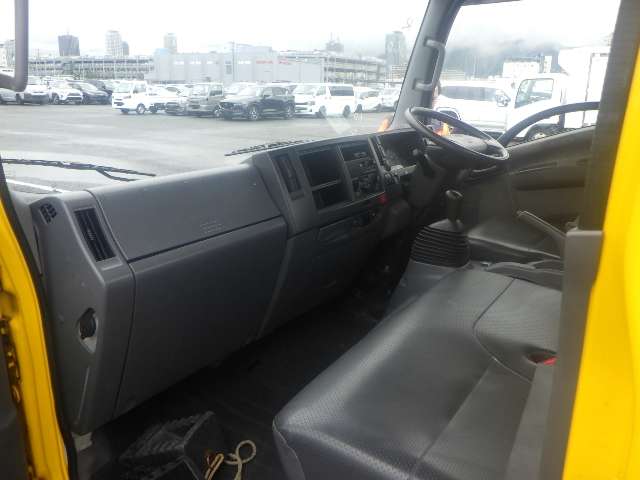 Isuzu Elf 11