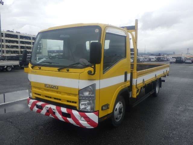Isuzu Elf 4