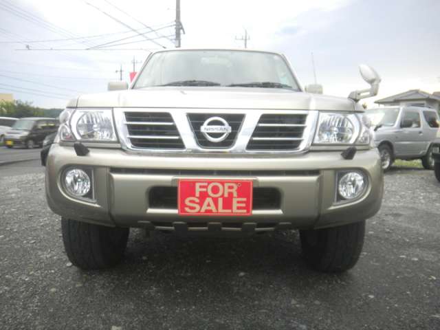 Nissan Safari 3