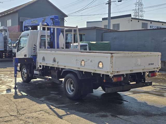 Hino Dutro 7