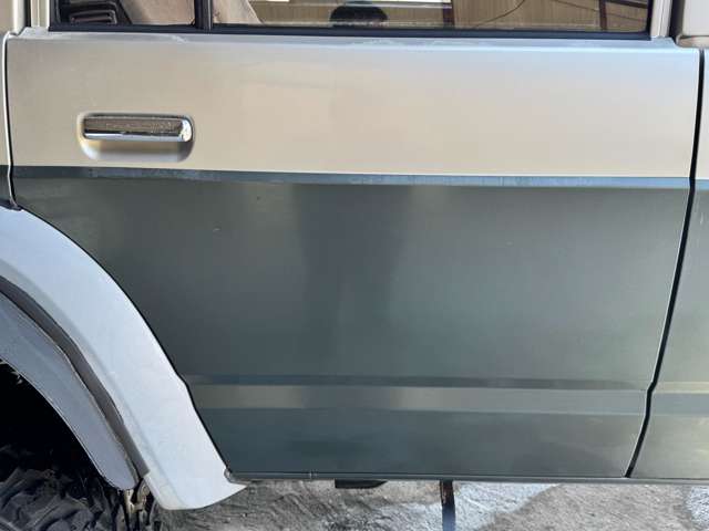 Nissan Safari 12