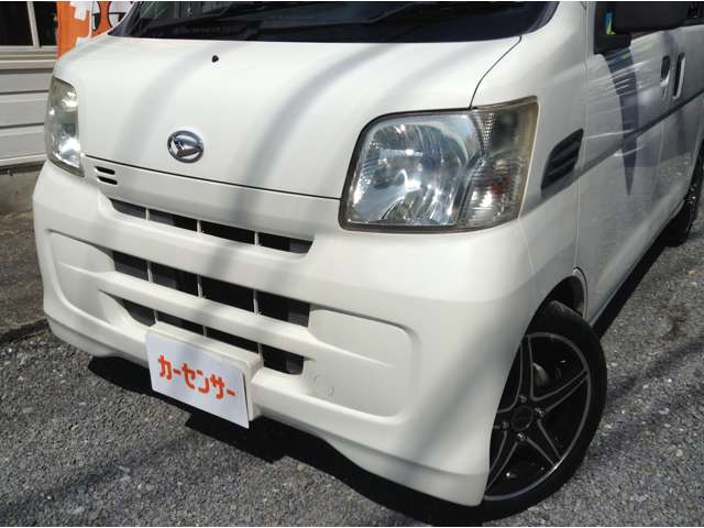 Daihatsu Hijet Cargo 6