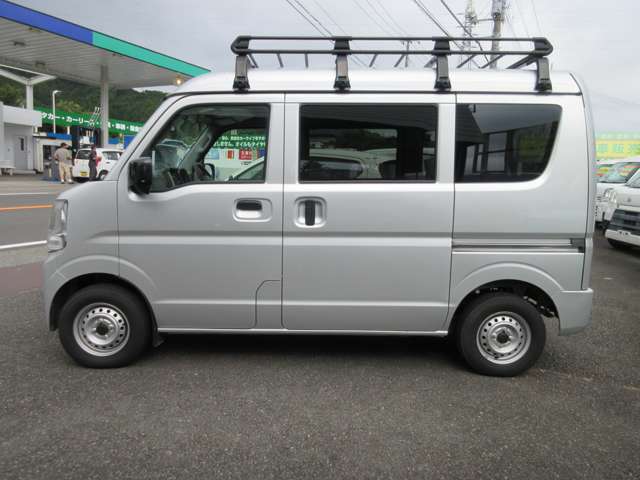 Nissan NV100 Clipper 6