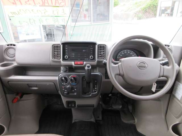 Nissan NV100 Clipper 9