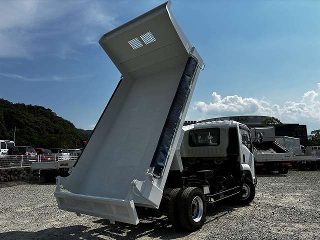 Isuzu Forward 8