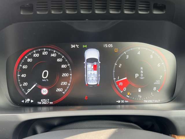 Volvo XC90 10