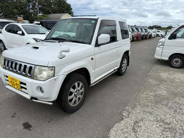 Mitsubishi Pajero Mini 7