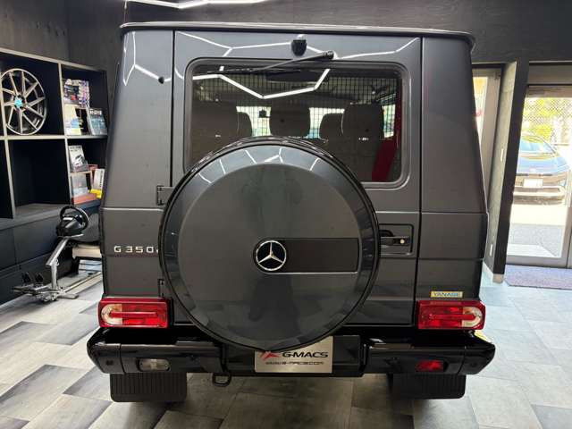 Mercedes-Benz G-Class 8