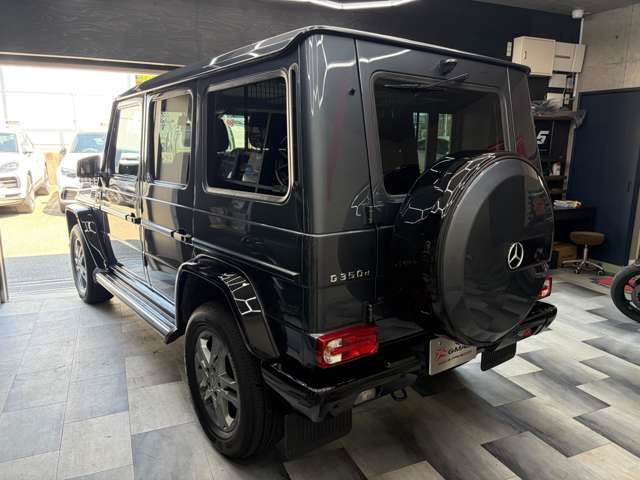 Mercedes-Benz G-Class 10