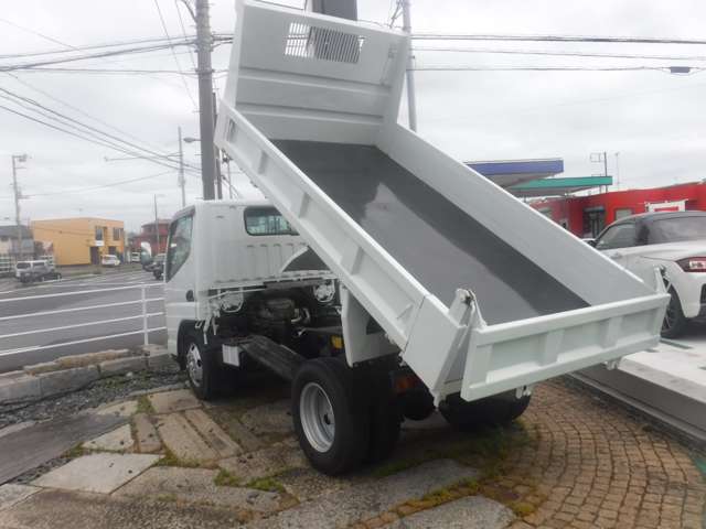 Mitsubishi Fuso Canter 3
